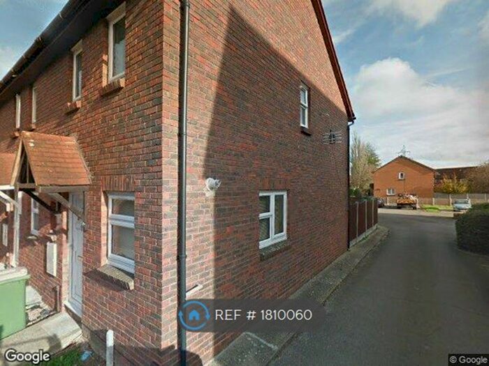 2 Bedroom Semi-Detached House To Rent In Harper Road, London, E6