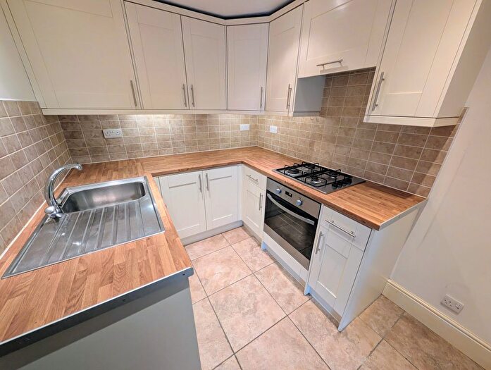 3 Bedroom Terraced House To Rent In William Street, Cwmfelinfach, Ynysddu, Newport, NP11