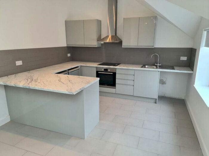 1 Bedroom Apartment To Rent In Pill Street, Penarth, CF64