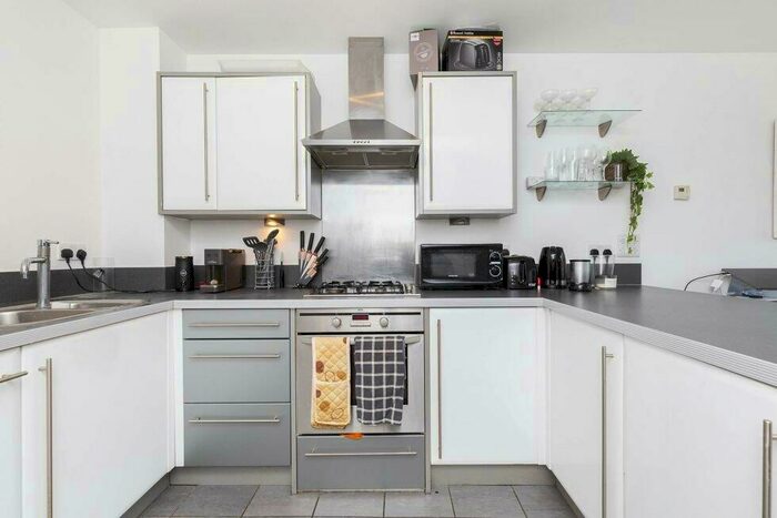 1 Bedroom Flat To Rent In Eden Grove, Holloway, N7