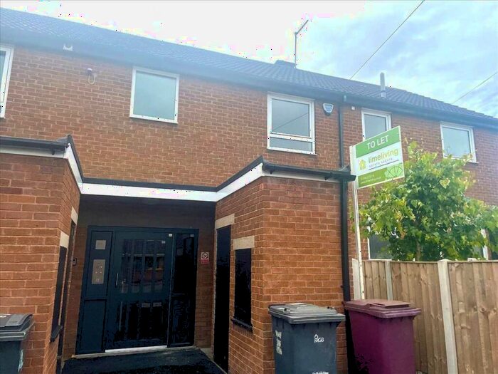 2 Bedroom Apartment To Rent In New Street, Grassmoor, S42