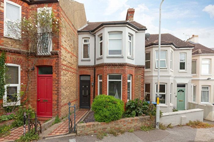 2 Bedroom Terraced House To Rent In Pegwell Road, Ramsgate, CT11