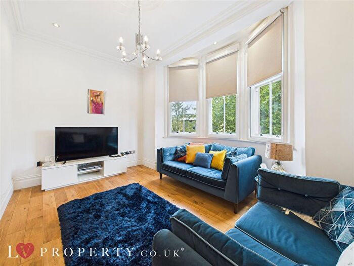 1 Bedroom Flat For Sale In Mint Drive, Hockley, Birmingham, B18