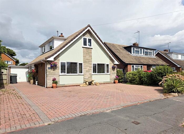 3 Bedroom Detached House For Sale In Windermere Way, Stourport-On-Severn, DY13