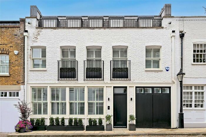 4 Bedroom Terraced House To Rent In Ennismore Mews, London, SW7