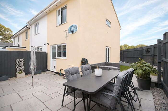 2 Bedroom End Of Terrace House For Sale In North Avenue, Bideford, EX39