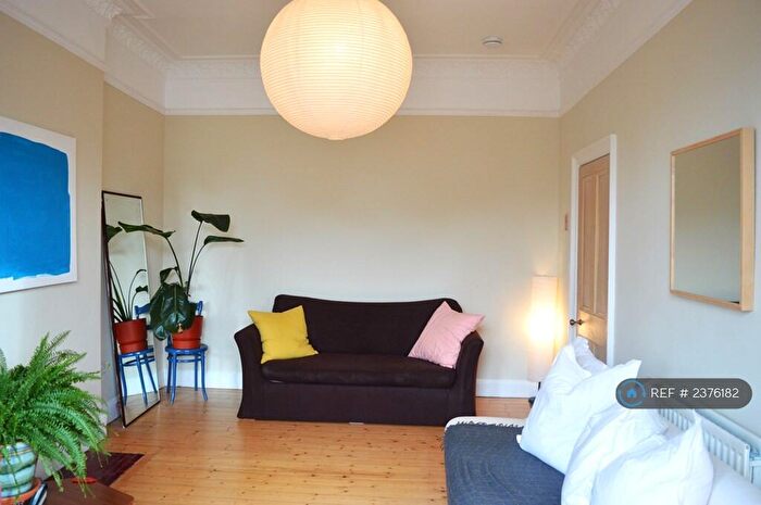 2 Bedroom Flat To Rent In Lochend Road, Edinburgh, EH6