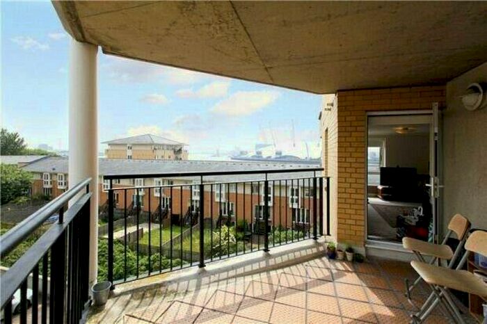 3 Bedroom Apartment To Rent In Adventurers Court, Newport Avenue, London, E14