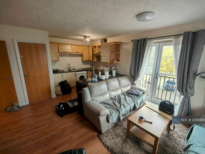 2 Bedroom Flat To Rent In Waterside, Coventry, CV1