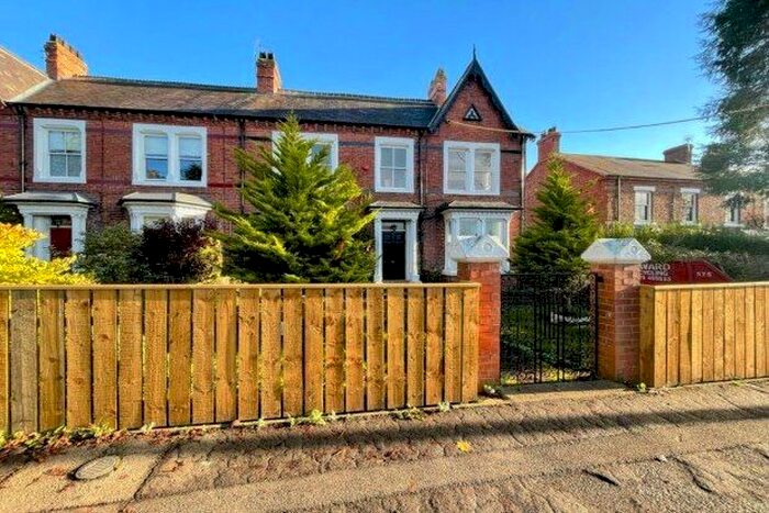 5 Bedroom Detached House To Rent In Middleton Lane, Darlington, DL2