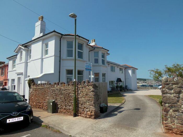 1 Bedroom Flat To Rent In Cliff Road, Paignton, TQ4