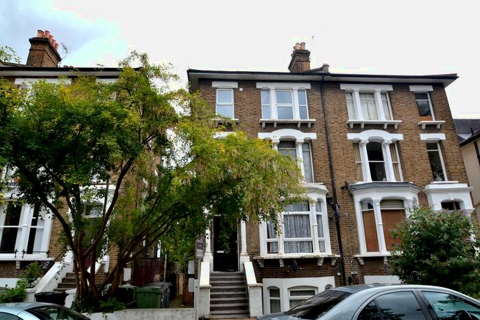 1 Bedroom Flat To Rent In Gilmore Road, London, SE13