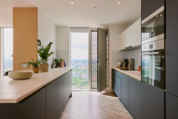 2 Bedroom Apartment To Rent In Cortland At Colliers Yard, M3