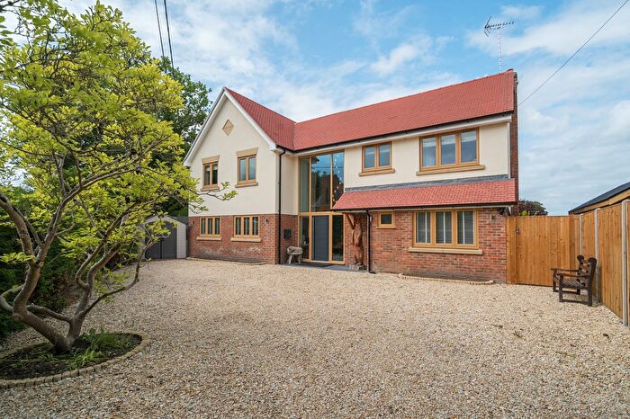 5 Bedroom Detached House For Sale In Chequers Lane, Hook, RG27