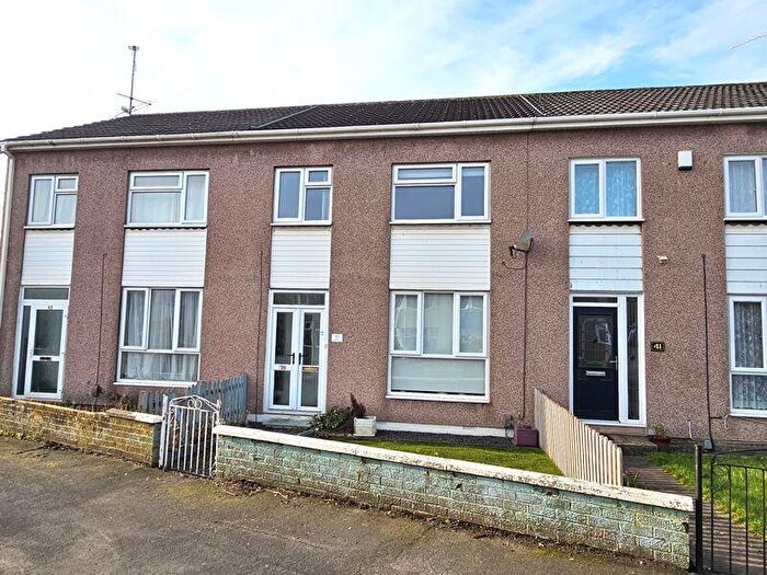 3 Bedroom Terraced House For Sale In Grimsbury Road, Kingswood, Bristol, BS15