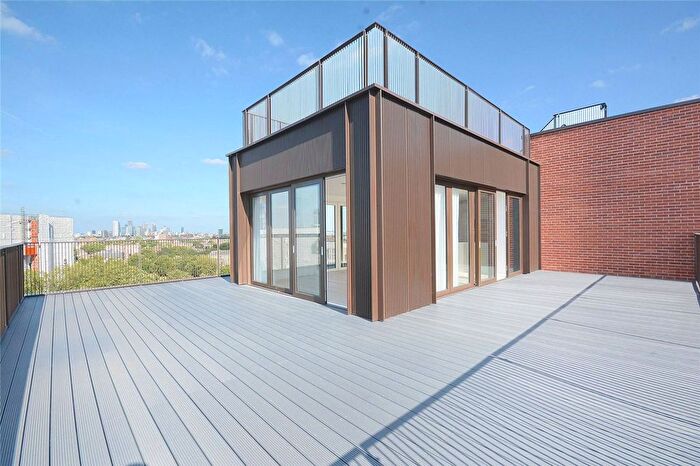 1 Bedroom Flat To Rent In Deacon Road, Elephant And Castle, London, SE17