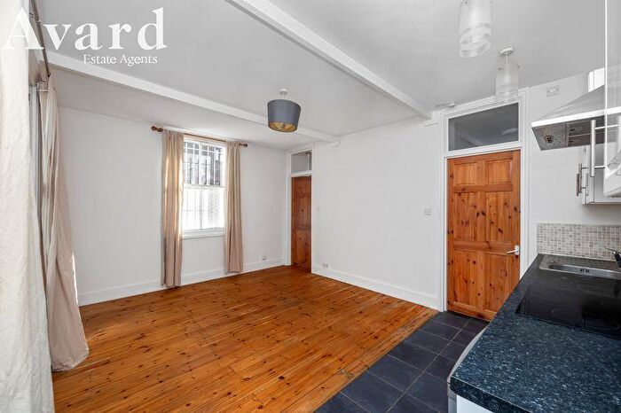 1 Bedroom Flat For Sale In Rose Hill Terrace, Brighton, BN1