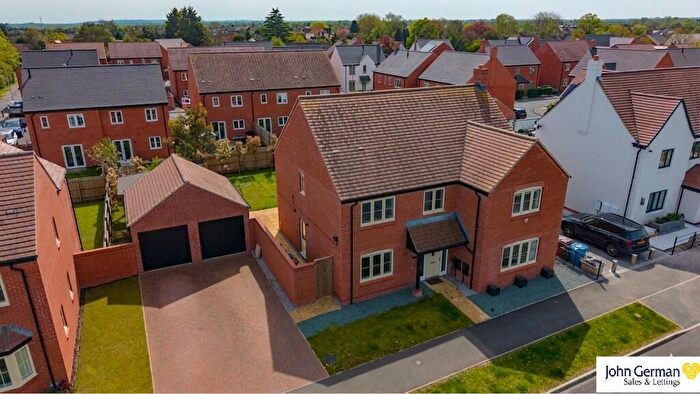 5 Bedroom Detached House For Sale In Trent Avenue, Alrewas, DE13