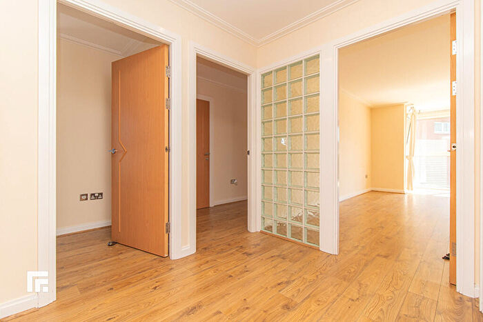 2 Bedroom Apartment To Rent In Rio House, Century Wharf, Cardiff Bay, CF10