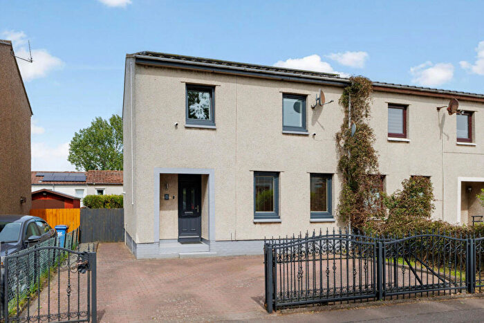 3 Bedroom Semi Detached House For Sale In Dunearn Drive, Kirkcaldy, KY2