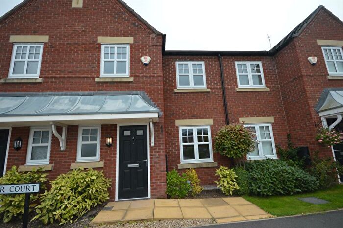 3 Bedroom Mews To Rent In Charter Court, Winsford, CW7