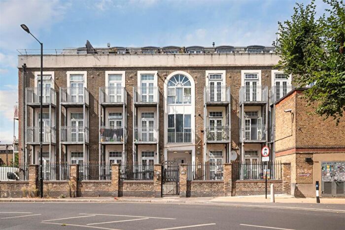 3 Bedroom Flat For Sale In Upton Heights, Upton Lane, London, E7