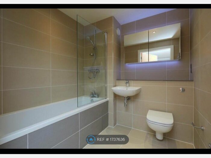 1 Bedroom Flat To Rent In The Arches, Leicester, LE3