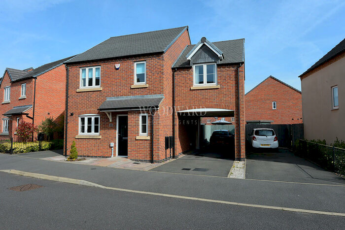 4 Bedroom Detached House To Rent In Webb Ellis Road, Kirkby-in-ashfield, NG17