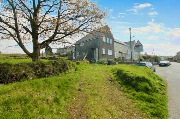 3 Bedroom End Of Terrace House For Sale In Rhosgadfan, Caernarfon, LL54