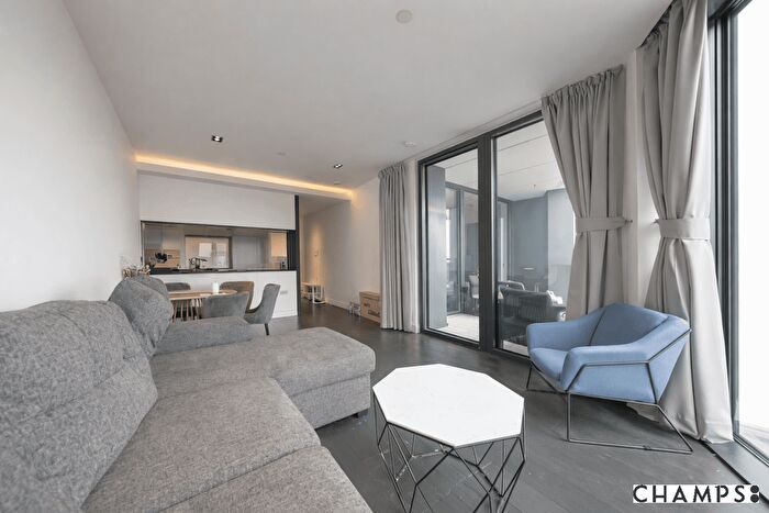 2 Bedroom Flat To Rent In Amory Tower, Canary Wharf, E14