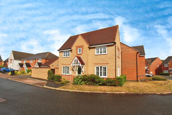 3 Bedroom Detached House For Sale In Perkins Way, Beeston, NG9
