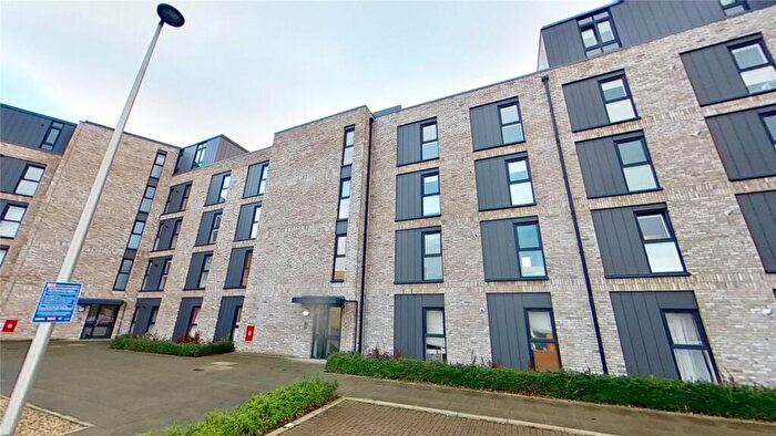 2 Bedroom Flat To Rent In Brunswick Road, Edinburgh, EH7