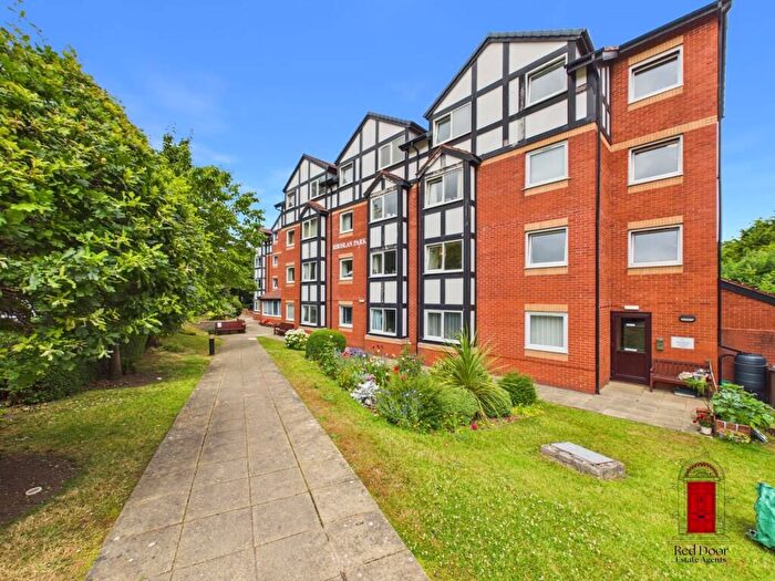 1 Bedroom Flat For Sale In Conway Road, Colwyn Bay, LL29