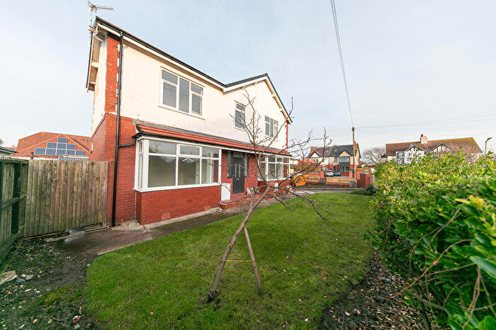 3 Bedroom Detached House For Sale In No., Crossway, Cleveleys, Lancs, FY5