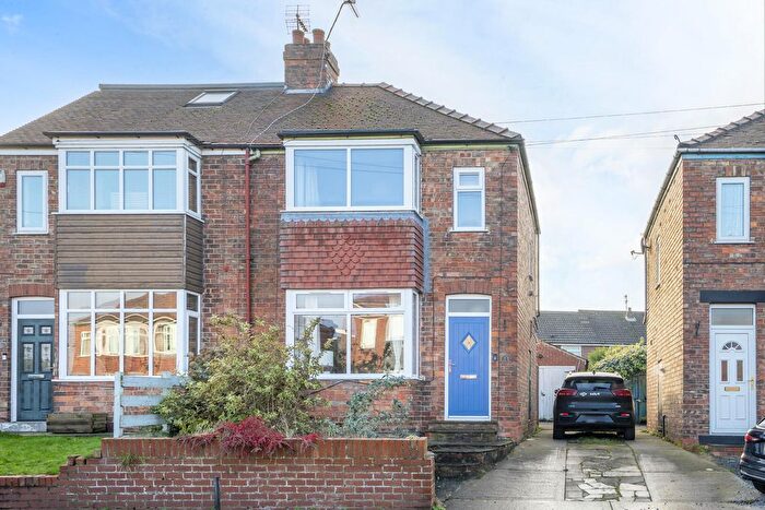 2 Bedroom Semi Detached House For Sale In Langholme Drive, York, YO26
