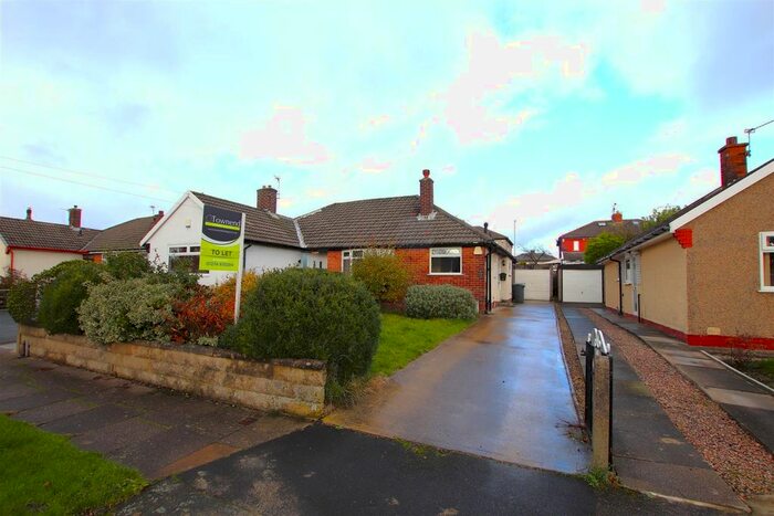 2 Bedroom Semi-Detached House To Rent In Kings Drive, Wrose, Shipley, BD2