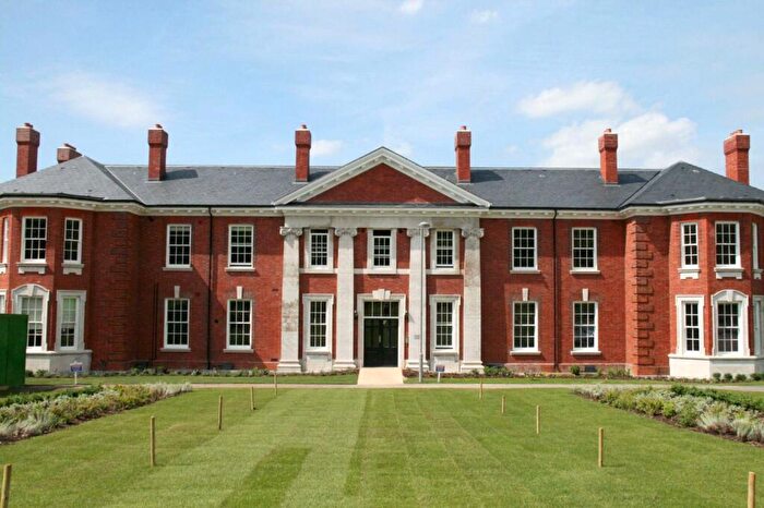 1 Bedroom Apartment For Sale In Greenbank Court, Sherwood Way, Epsom, KT19