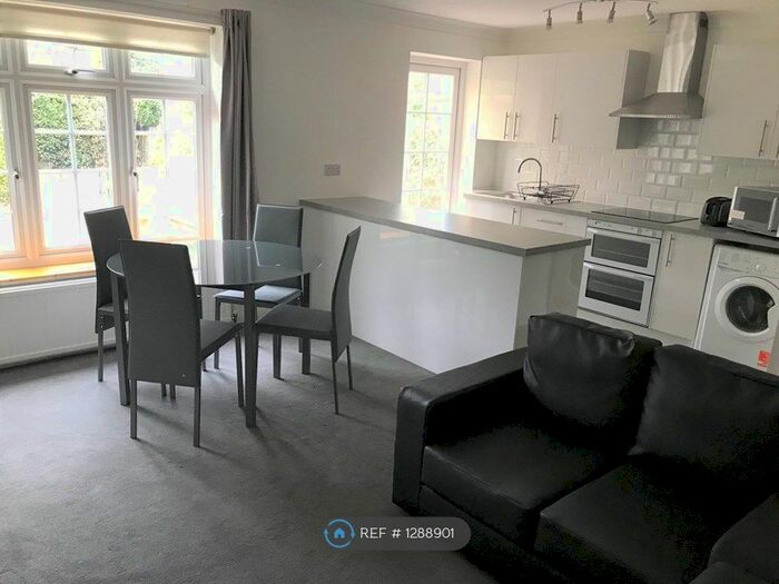 4 Bedroom Terraced House To Rent In St. Judes Road, Englefield Green, Egham TW20