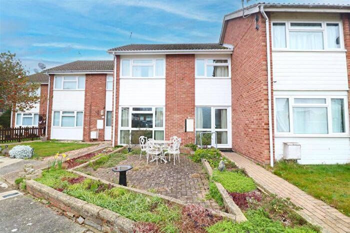 3 Bedroom House For Sale In Strutt Close, Hatfield Peverel, Chelmsford, CM3