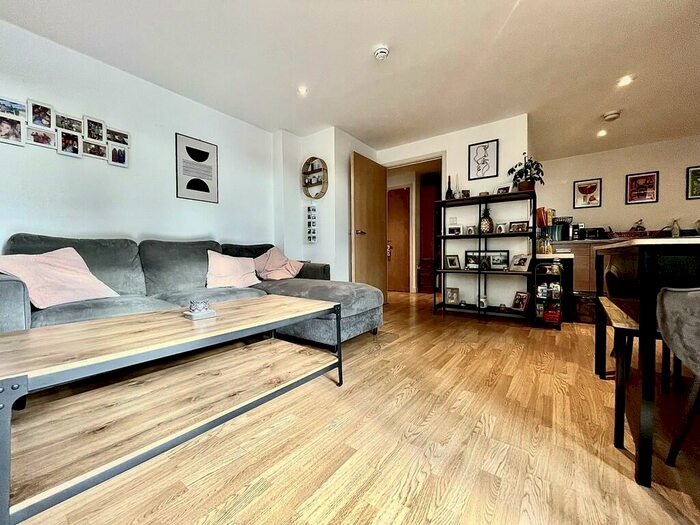 1 Bedroom Apartment To Rent In Tredegar Road, London, E3