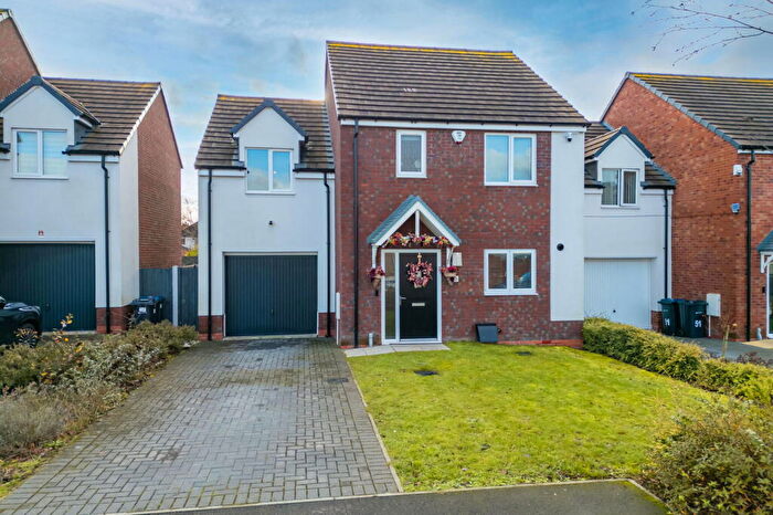 4 Bedroom Detached House For Sale In Stadium Road, Hall Green, B28