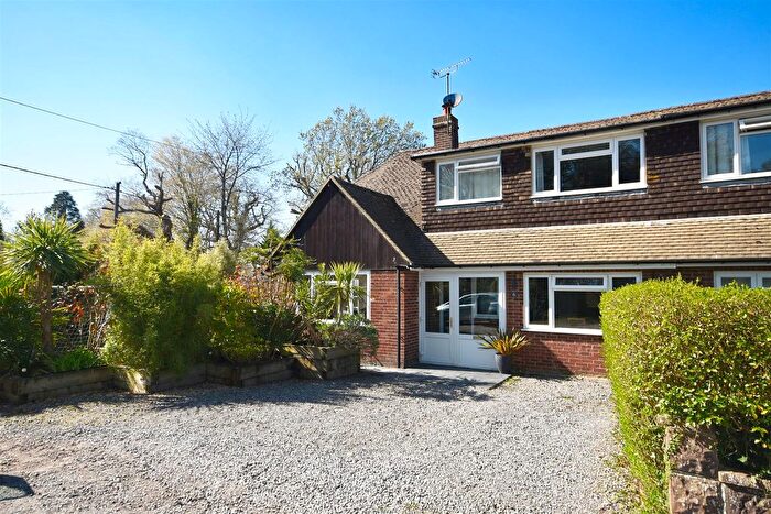 4 Bedroom Semi-Detached House For Sale In Hows Close, Broad Oak, Rye, TN31