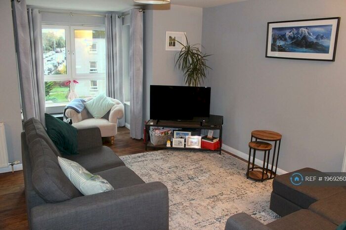 2 Bedroom Flat To Rent In Lindsay Road, Edinburgh, EH6