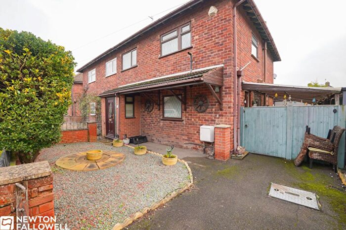 3 Bedroom Semi Detached House For Sale In Sandringham Road, Retford, DN22