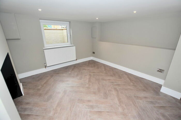 3 Bedroom End Of Terrace House For Sale In Dane Hill Row, Margate, CT9