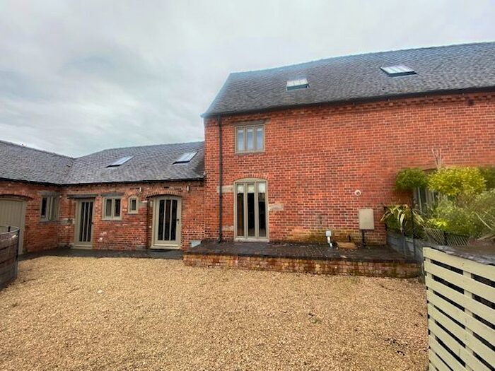 3 Bedroom Barn Conversion To Rent In Old Hall Lane, Fradley, Lichfield, WS13