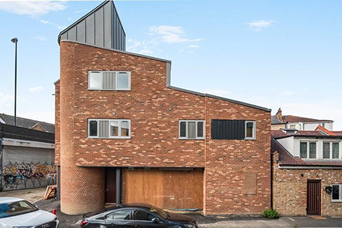 3 Bedroom Flat For Sale In Mercy Terrace, London, SE13