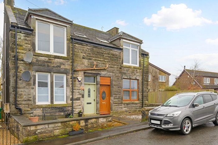 2 Bedroom Flat For Sale In Wyckliffe, Dunfermline, KY12