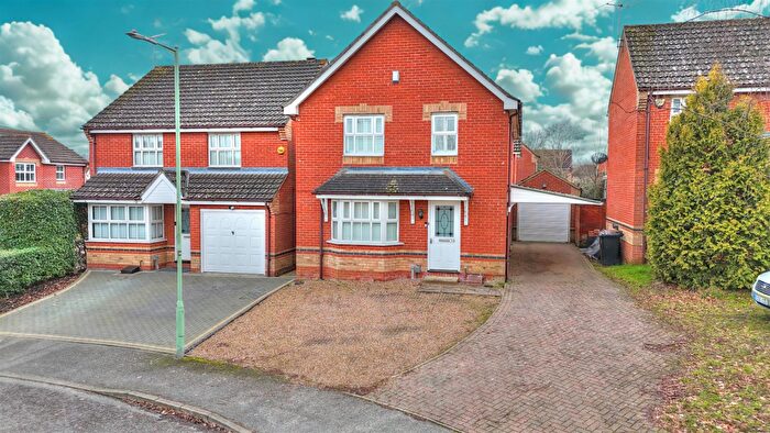 4 Bedroom Detached House For Sale In Grayling Road, Pinewood, Ipswich, IP8