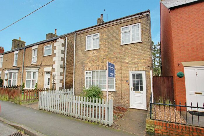 3 Bedroom Detached House For Sale In Hamilton Road, Alford, LN13